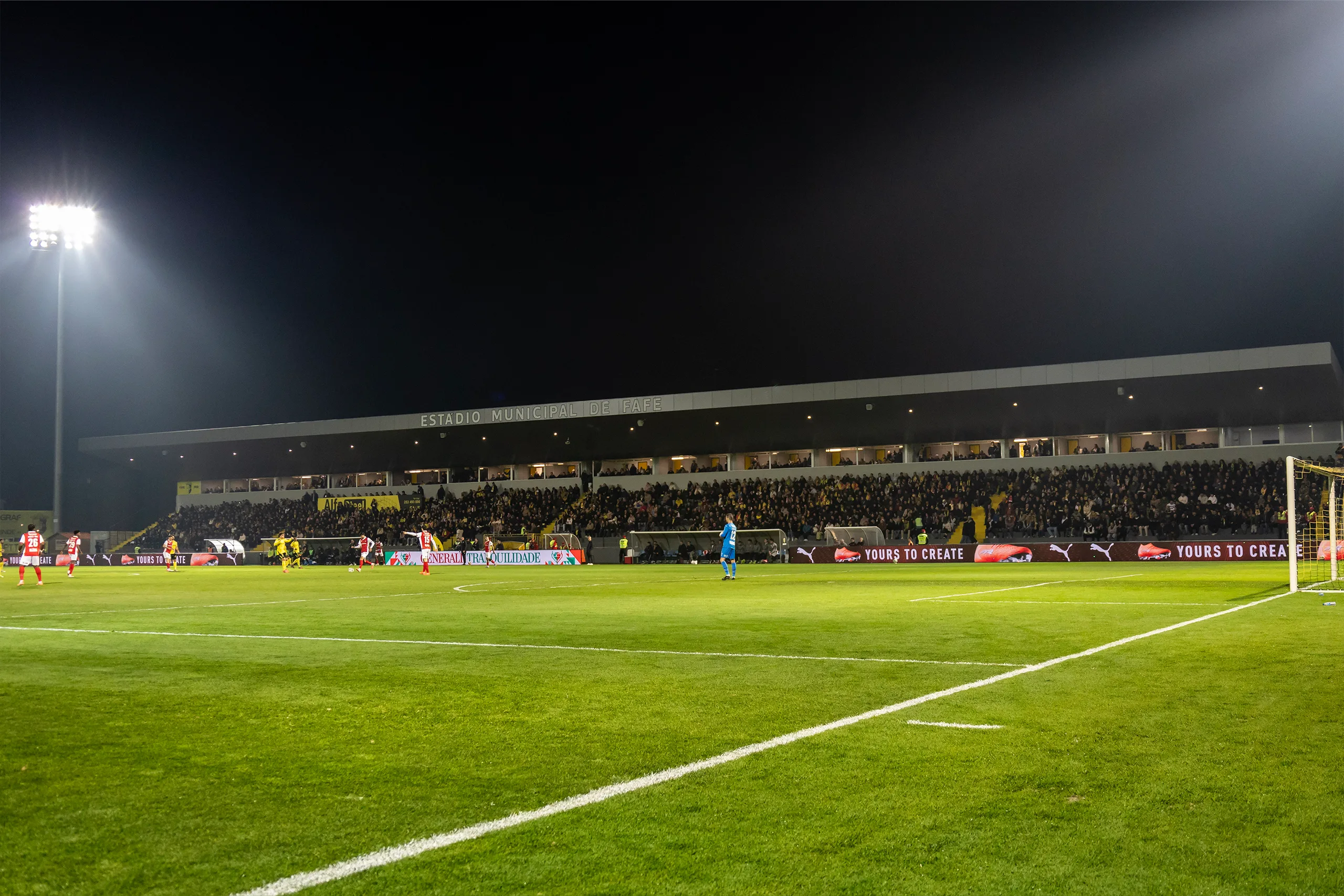 ESTÁDIO8