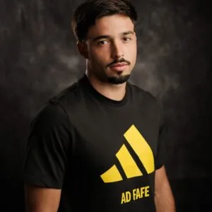 T shirt adidas adfafe homem